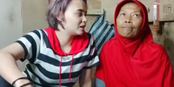 Video Emak-Emak Asal Jampang Sukabumi ,Viral di Youtube