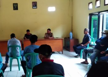 Tanggapi Keluhan Warga Terkait Tanah Sitaan , Kades Tenjojaya akan Dampingi Masyarakat Hingga ke Presiden
