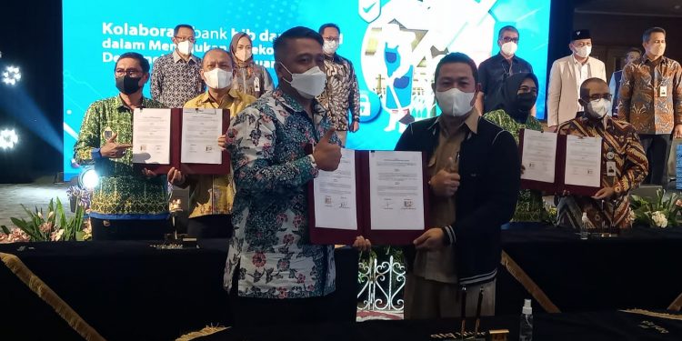 MOU Bank BJB dan Apdesi Sukabumi, Kades Mendapatkan Kemudahan Pinjaman di Atas 50 Juta Rupiah