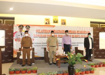 Pengelola Pondok Pesantren Se-Kota Sukabumi Dilatih Kewirausahaan