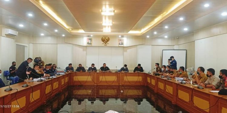 Akhirnya Kejaksaan Negeri Sukabumi akan Berikan Izin Hak Garap bagi Petani Desa Tenjojaya Cibadak