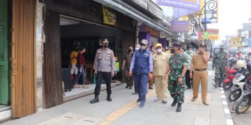 PKL di Jalan A. Yani Kota Sukabumi Diberikan Alternatif Tiga Pasar Untuk Tempat Berjualan