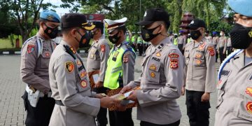 Kinerjanya Diapresiasi, Kapolres Sukabumi Berikan Penghargaan