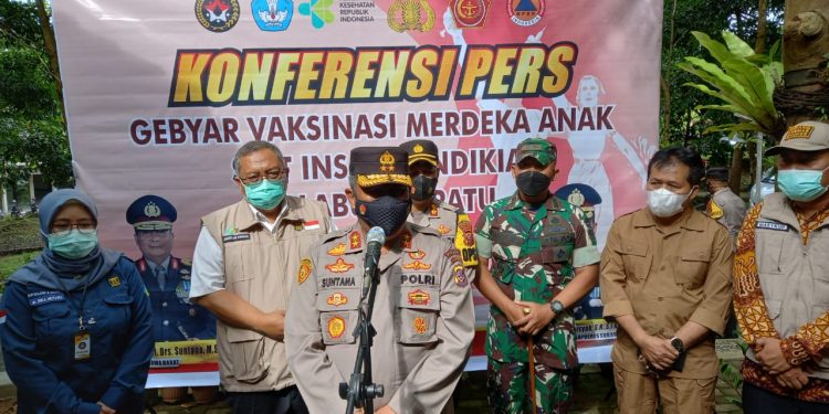 Tinjau Pelaksanaan Vaksinasi Merdeka Anak, Kapolda Jabar Ucapkan Terimakasih Kepada Warga Kabupaten Sukabumi