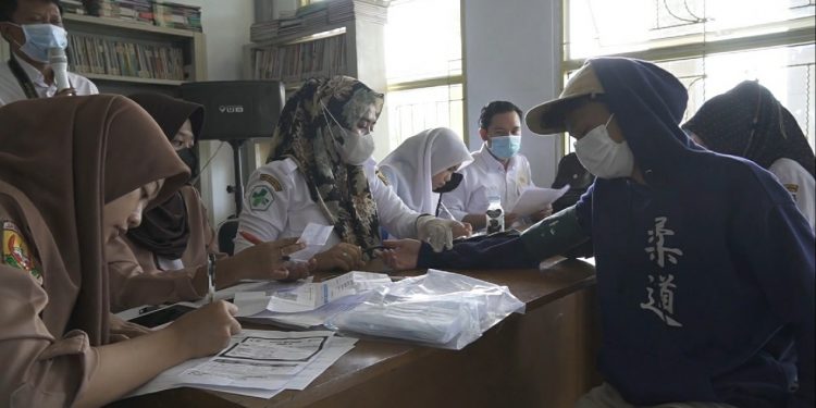 Care Peduli Bersama PMI Bantu Percepatan Vaksinasi Covid-19