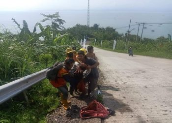 Gegara Standar, Seorang Pengendara Terlempar dari Sepeda Motor dan Terguling Puluhan Meter di Tanjakan Dini Ciemas