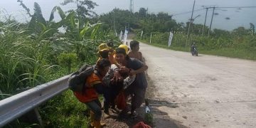 Gegara Standar, Seorang Pengendara Terlempar dari Sepeda Motor dan Terguling Puluhan Meter di Tanjakan Dini Ciemas