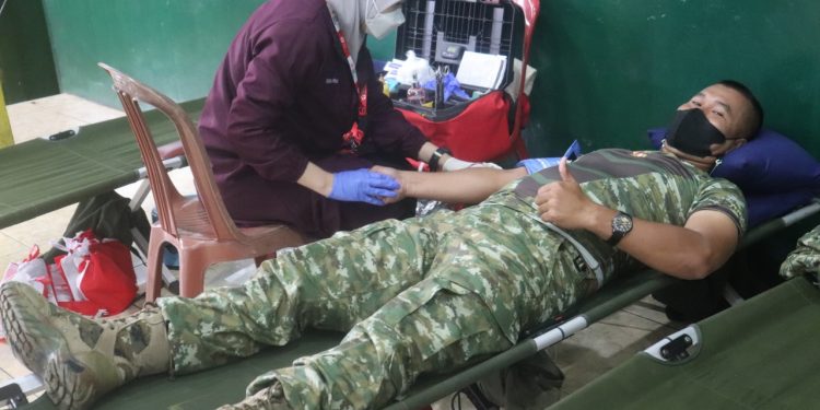 Kegiatan Donor Darah Sebagai Rangkaian Perayaan HUT Yon Armed 13 Kostrad Cikembar Ke-61