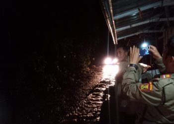 Akibat Hujan Deras Longsor Terjadi di Beberapa Titik di Jalan Bagbagan- Kiara Dua