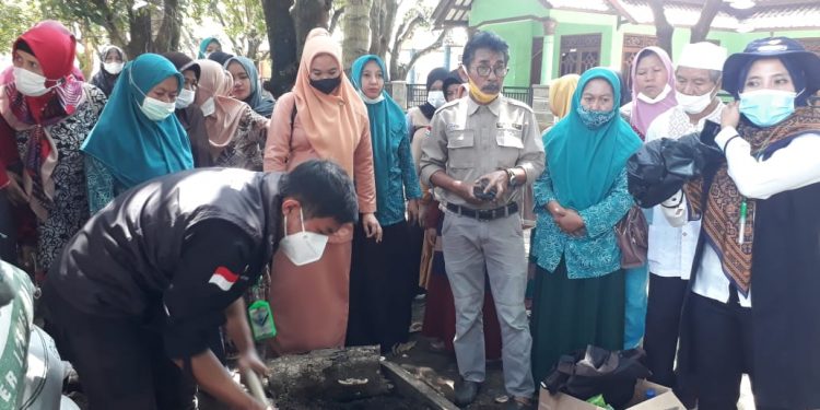 Sosialisasi Penataan Homestay Cimarinjung Geopark Ciletuh, dalam Menghadapi Revalidasi CPUGG dan Tim Asesor