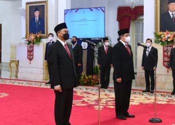 Presiden Lantik Bambang Susantono dan Dhony Rahajoe sebagai Kepala dan Wakil Kepala Otorita Ibu Kota Nusantara