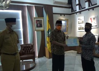 Pemkot Sukabumi Berikan Bantuan pada 1820 Warga Kurang Mampu