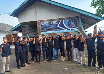 Rayakan Hari Jadi Ke 8, HPWWPC Minta pada Pemda untuk Menyediakan Tong Sampah di Beberapa Titik Pantai Citepus