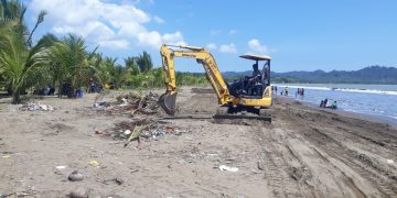 Panitia Syukuran Nelayan Pantai Palangpang ke-65, Siapkan Alat Berat untuk Bersihkan Pesisir Pantai