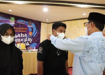 Wali Kota Sukabumi, Achmad Fahmi, membuka Pelatihan Pengelolaan Usaha Homestay