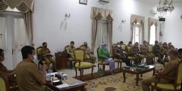 Sekda Kabupaten Sukabumi, Ade Suryaman, Pimpin Rapat Koordinasi Peningkatan Penggunaan Produk Dalam Negeri.