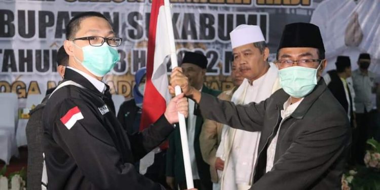 Sekda Kabupaten Sukabumi Lepas 315  Jamaah Haji , Kloter Terakhir