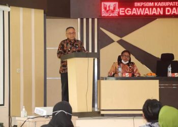 Lewat Pembinaan Pelayanan Publik, Wabup Sukabumi Harapkan  Pelayanan Terhadap Masyarakat Semakin Efektif dan Efisien