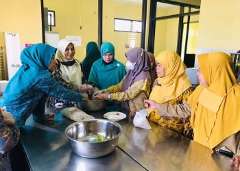 Dinas Perikanan Kabupaten Sukabumi Beri Pelatihan Pengolahan Dimsum dan Nugget ikan pada Pelaku UMKM