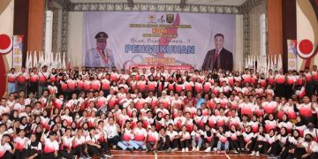 320 ATLET PORPROV DIKUKUHKAN, H. MARWAN MOTIVASI ATLET TUNJUKAN PRESTASI TERBAIK