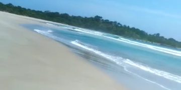 Pantai Pulau Keris, Surga Tersembunyi di Selatan Sukabumi