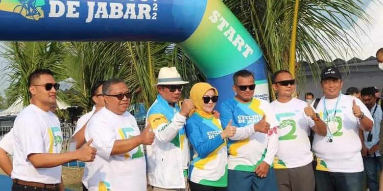 EVENT CYCLING DE JABAR, BUPATI” BERDAMPAK POSITIF PADA EKONOMI MASYARAKAT”
