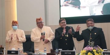 Pada Rapur DPRD Bupati Sukabumi Sampaikan Capaian Pemerintah dalam  100 Hari Kerja Bupati dan Wakil Bupati Tahun 2021-2026