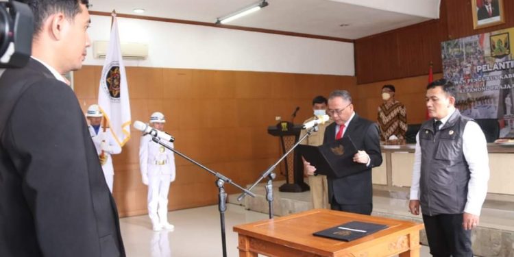 USAI DILANTIK PENGURUS DPK IKAPTK MASA BAKTI 2022-2027 DIKUKUHKAN WABUP IYOS