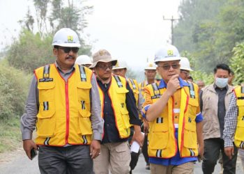 Cepat Tanggap, Asep Japar Langsung Perbaiki Irigasi Jebol di Desa Bojongsawah