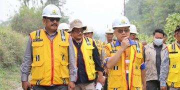 Cepat Tanggap, Asep Japar Langsung Perbaiki Irigasi Jebol di Desa Bojongsawah