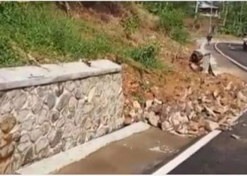 Curah Hujan Tinggi TPT  di  Ruas Jalan Cimerang – Bojonglopang Jebol