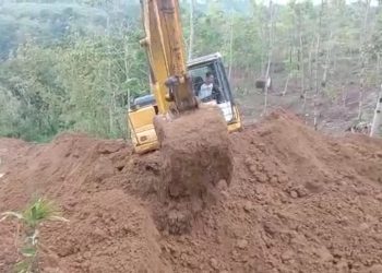 Pemdes Tamanjaya Buka Akses Jalan Alternatif  Menuju Geopark Ciletuh