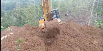 Pemdes Tamanjaya Buka Akses Jalan Alternatif  Menuju Geopark Ciletuh