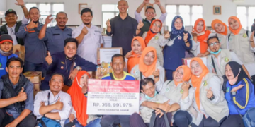 Kementerian Sosial Salurkan Bantuan Bagi Disabilitas dan Lansia di Kota Sukabumi