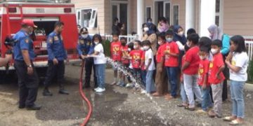 Siswa TK dan SD Golden Age Islamic School Montessori Diajari Penanggulangan Bencana