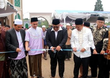 Bupati Sukabumi H. Marwan Hamami Reesmikan Yayasan Daarul Hikmah Al Mahmud