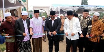Bupati Sukabumi H. Marwan Hamami Reesmikan Yayasan Daarul Hikmah Al Mahmud
