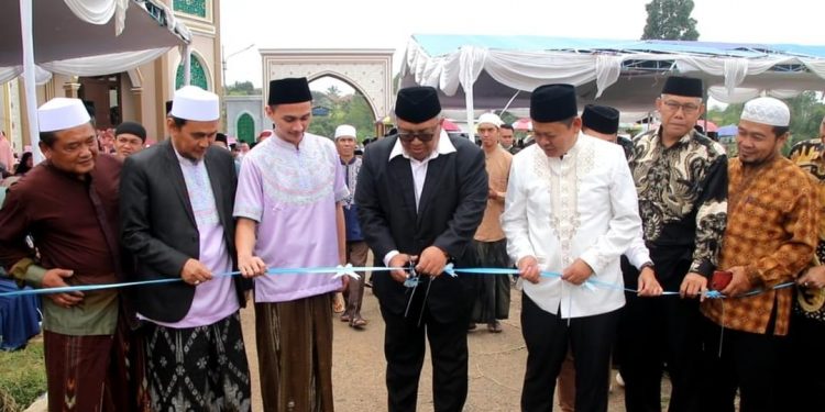 Bupati Sukabumi H. Marwan Hamami Reesmikan Yayasan Daarul Hikmah Al Mahmud