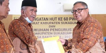 Bupati Sukabumi H. Marwan Hamami Kukuhkan Pengurus Persatuan Wredatama Republik Indonesia (PWRI) Kabupaten Sukabumi Masa Bakti 2022-2027