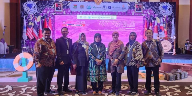 FORUM INTERNASIONAL PENGEMBANGAN PESISIR, KADIS NUNUNG” PENGELOLAAN TERPADU BERBASIS KONSERVASI”