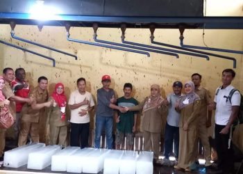 DINAS PERIKANAN KAB. SUKABUMI LAKUKAN RUNNING TEST PRODUKSI BALOK ES