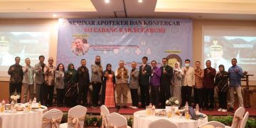 WABUP” KEHADIRAN APOTEKER BERI SUMBANGSIH POSITIF UNTUK PEMBANGUNAN KESEHATAN DI SUKABUMI”