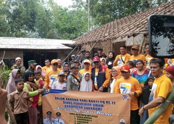 Lagi, Dinas PU Kabupaten Sukabumi Bedah Rumah Nenek Jompo 74 tahun