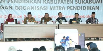 RAKER DEWAN PENDIDIKAN, BUPATI SAMPAIKAN EMPAT PERAN KOMITE SEKOLAH
