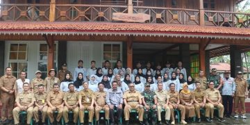 Bupati Serahkan Surat Tanda Tamat Pelatihan ( STTP ) Pelatihan Dasar (Latsar) 199 Calon Pegawai Negeri Sipil