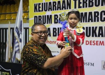 Bupati Tutup Event Kejuaraan Terbuka Drumband-Marchingband, SMA 1 Palabuhanratu Raih Juara Umum Drum Battle