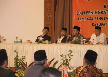 Sekda Ade Suryaman Buka Rapat Koordinasi Daerah ( Rakorda ) dan Peningkatan Kompetensi Dewan Hakim LPTQ Kab Sukabum