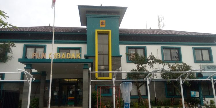 Pihak ULP P2TL  Cibadak, Diduga Langgar SOP dalam Penetapan  Kesalahan Pelanggan  PLN