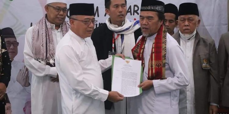 WABUP MEMBUKA KHOTAM AKBAR KKlOMUNITAS TILAWAH TIGA PULUH