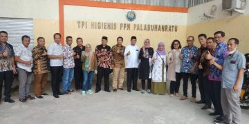 KUNKER DPRD DAN DKP PROV BANTEN, KADISKAN SUKABUMI PAPARKAN PENGELOLAAN TPI HIGIENIS